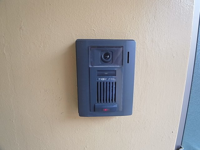 ラムール長田のセキュリティ|ＴＶモニターフォンで顔が分かり安心