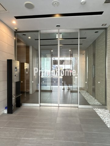 プラウドフラット外神田のエントランス