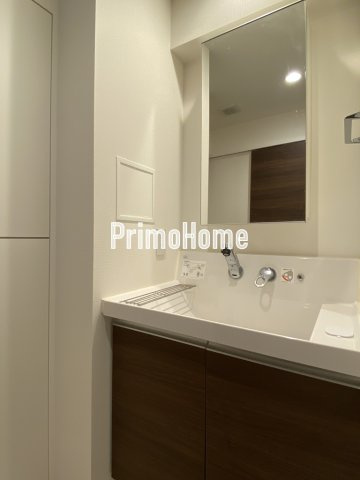 プラウドフラット外神田の洗面所