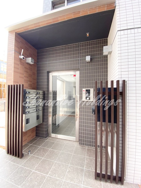 エクセルコートのエントランス|オートロック付エントランス♪