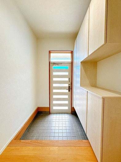 【仲介手数料無料／豊田市】豊田市松平志賀町　中古戸建の玄関