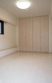 【寝室】 | ルーブル方南町 | 全面フローリング。