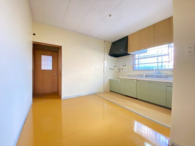 【居間・リビング】 | 茨木市西安威一丁目戸建