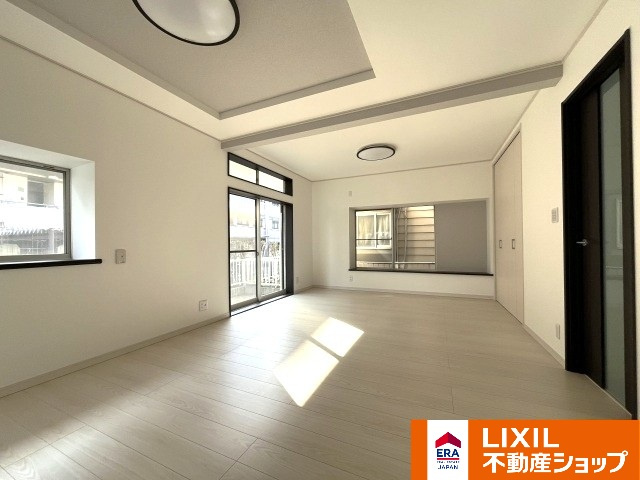 久喜北１丁目中古戸建の居間・リビング