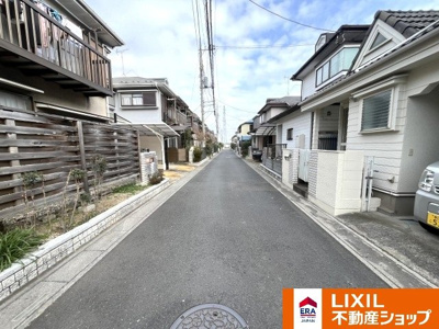 【前面道路含む現地写真】 | 久喜北一丁目中古戸建 | 東側道路