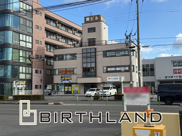 想定年間賃料　1,080万　想定利回り　9％　鉄筋コンクリート造の外観