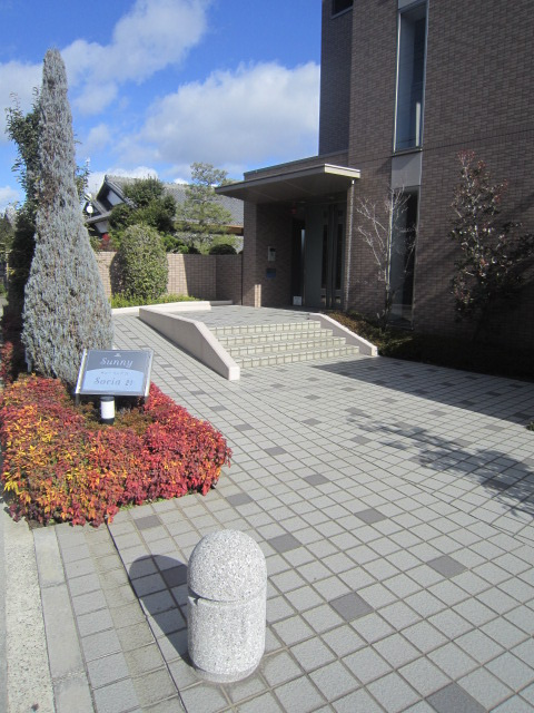 サニーソシア21のエントランス