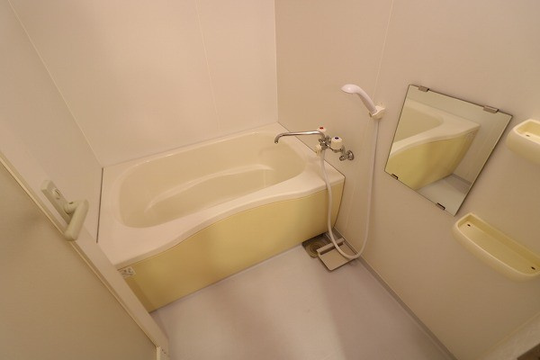 サニーソシア21の浴室