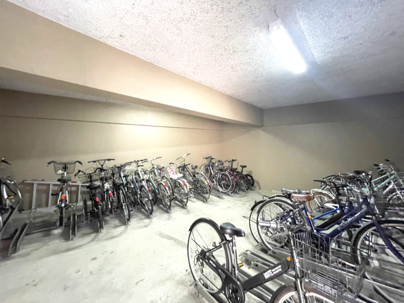 アルファステイツ清水町のその他共用部分|自転車置き場の様子です