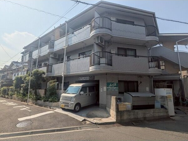 グロースコート摂津