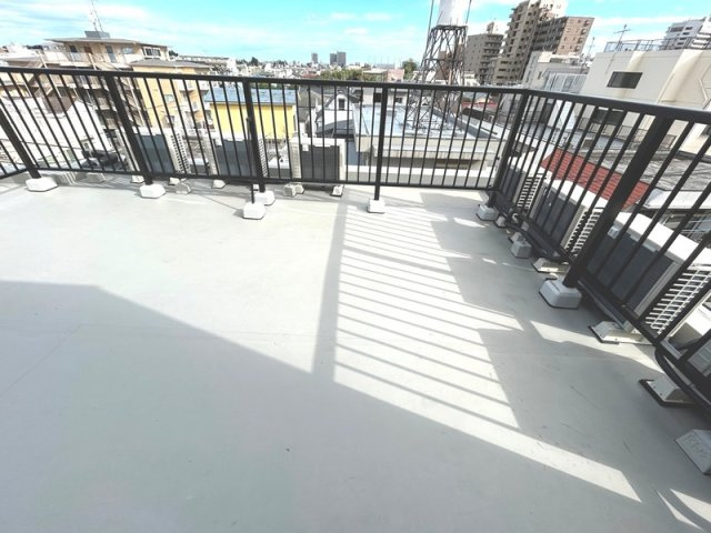 ＬｉｖｅＦｌａｔ国分寺のバルコニー