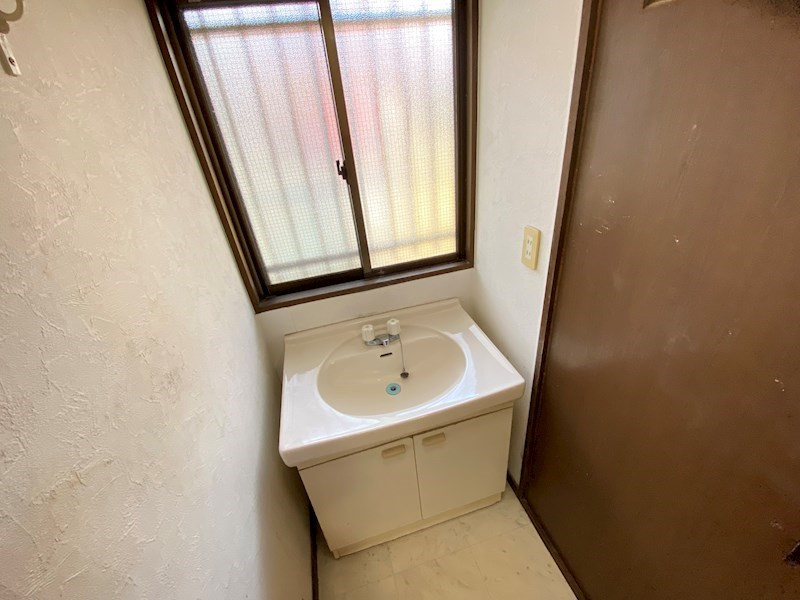 グランディア旗塚通の洗面所