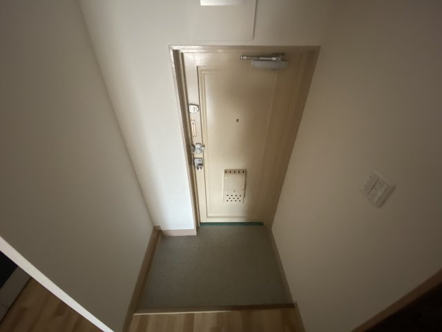 玉屋マンションの玄関