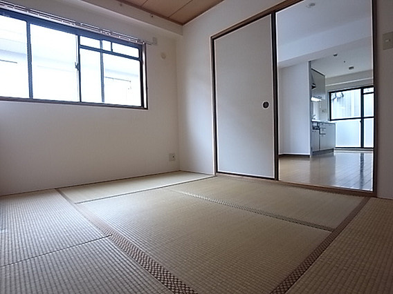 プリメーラリヨン2の和室