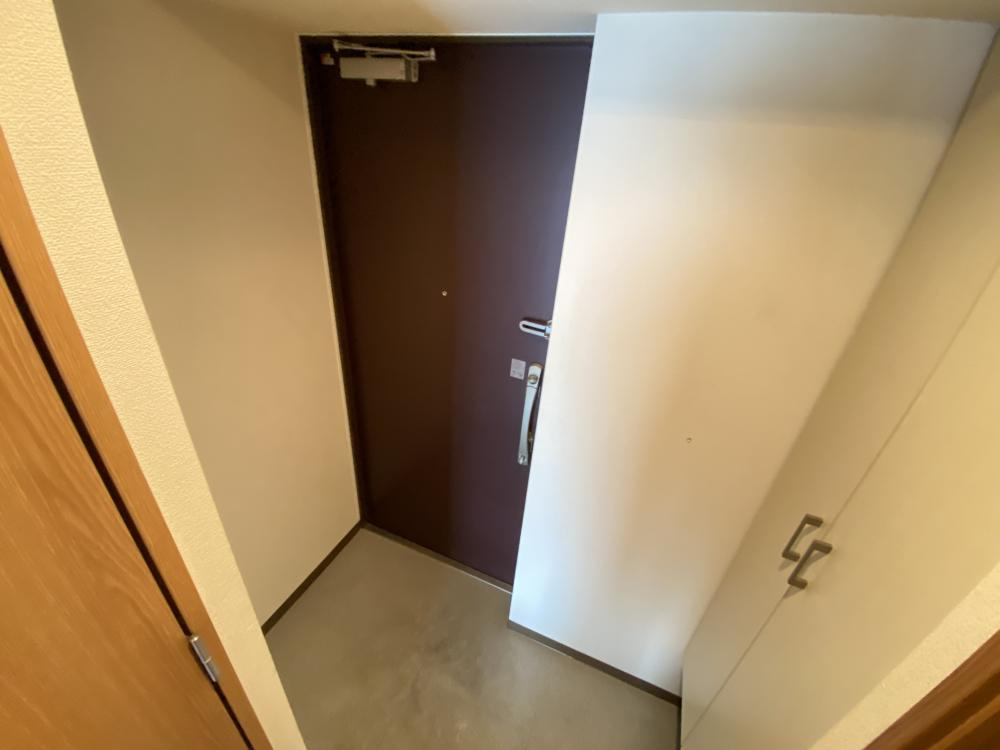 ルシェリア夙川の玄関