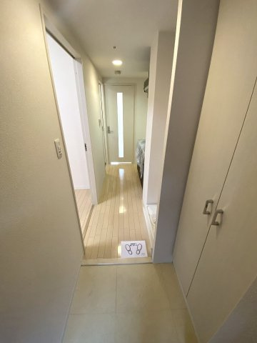 エステムプラザ神戸西Ⅴミラージュの玄関