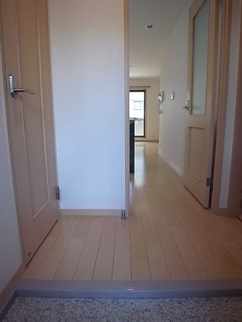 オーベルジュ岡本の玄関