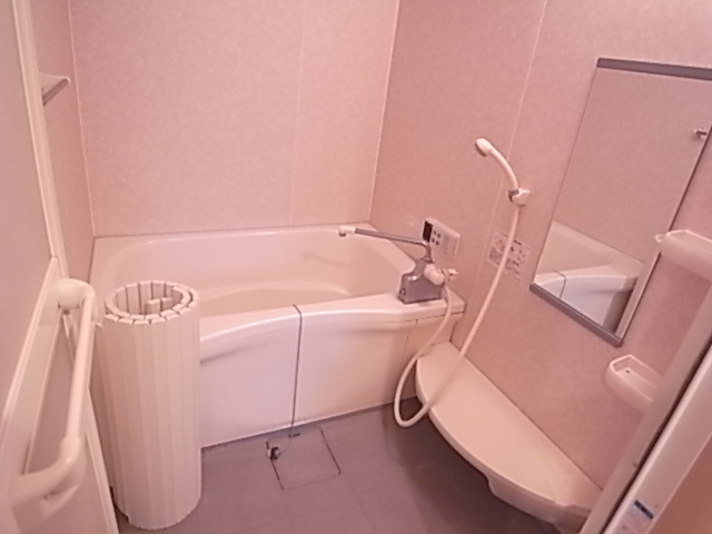 オーベルジュ岡本の浴室