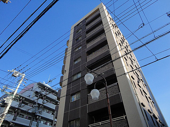 デルファーレ神戸三宮の外観