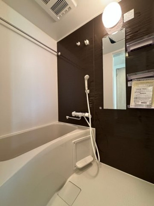 リアル北久里浜パークテラスⅠの浴室|浴室乾燥付き♪