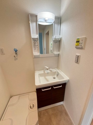 リアル北久里浜パークテラスⅠの洗面所|独立洗面台♪