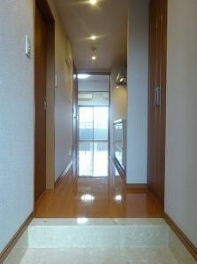 日神デュオステージ王子神谷の玄関