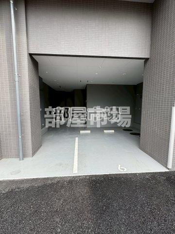 東京マンションの駐車場