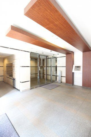 日神デュオステージ王子神谷のロビー