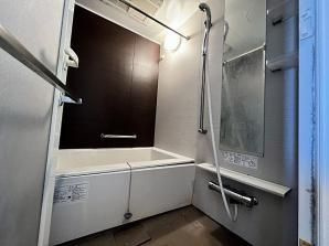 日神デュオステージ王子神谷の浴室