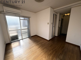 ハイツ甲東パート２の居間