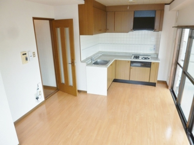 2面採光の明るいお部屋です♪