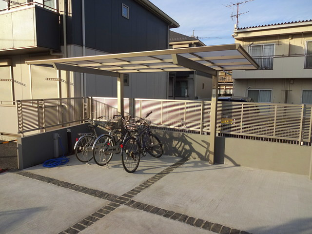 グレーシアIIIのその他共用部分|★屋根付き駐輪スペース★