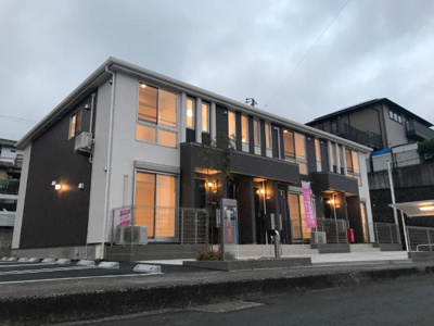 【外観】 | グラン | 外観写真（夜）