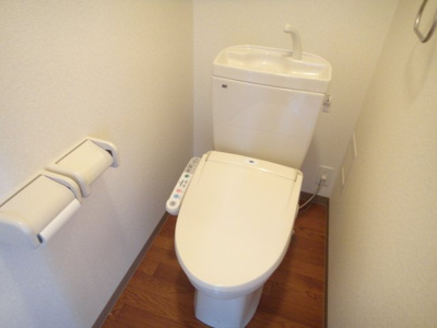 【トイレ】 | 桜・エクセレント | シャワー付トイレ