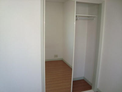 【収納】 | ビューパレス | クローゼット（洋室1）（イメージ）