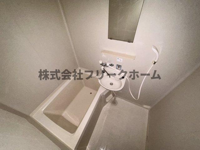 シティハイムカーサ武蔵野（カーサ武蔵野）の浴室