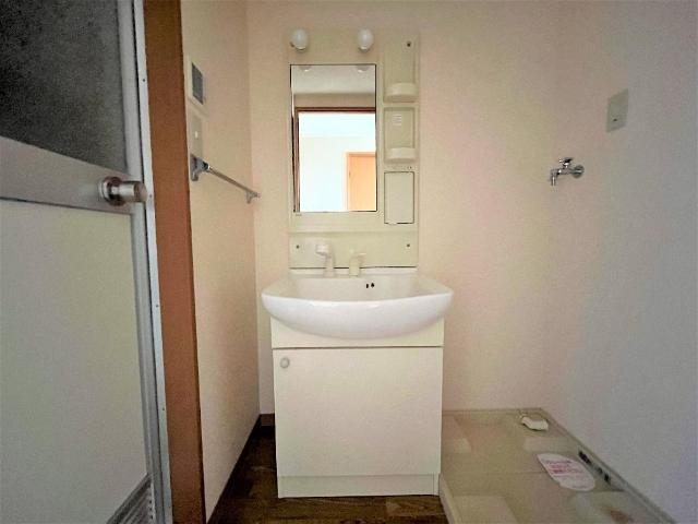 【洗面所】 | ウエストレジデンス | 洗髪洗面化粧台