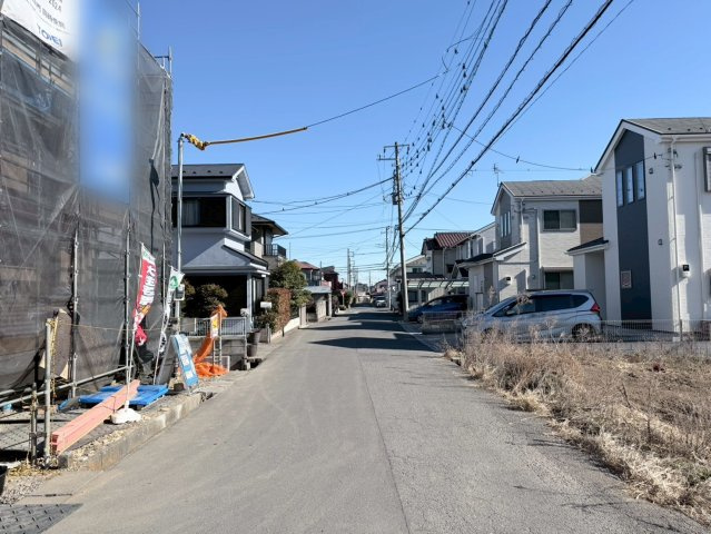 川越市今成2丁目　新築一戸建て　3号棟の前面道路含む現地写真|撮影済み