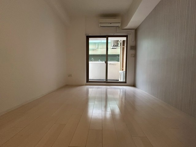 SERENiTE福島sceltoの洋室