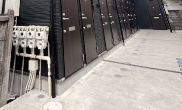 ＡＭＡＴＥＲＲＡＣＥ南大泉のエントランス