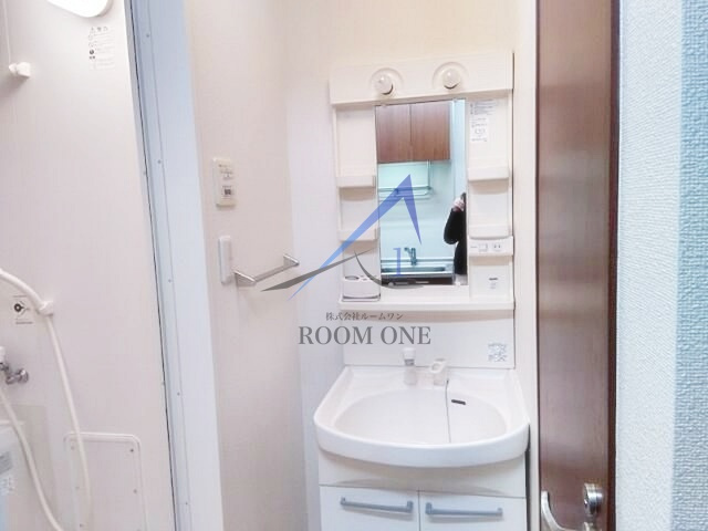 アイシイメゾンの洗面所|洗面台です。