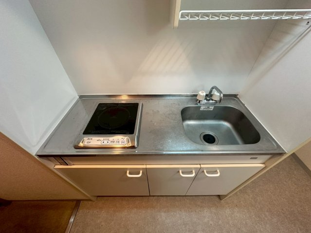 嵜本レジデンス福島のキッチン
