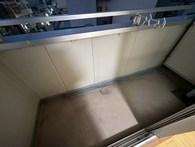 嵜本レジデンス福島のバルコニー