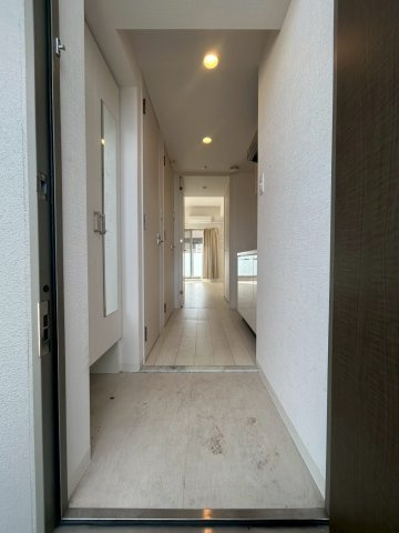 エスリードレジデンス大阪福島シティウエストの玄関