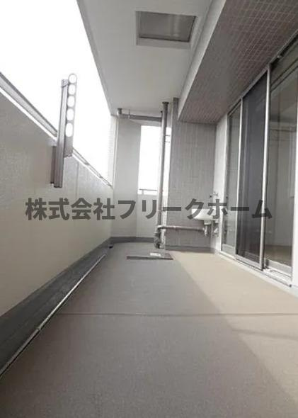 武蔵野市境５丁目の賃貸マンションのバルコニー