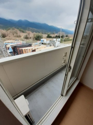 【バルコニー】 | グリーンハイツ鷹取