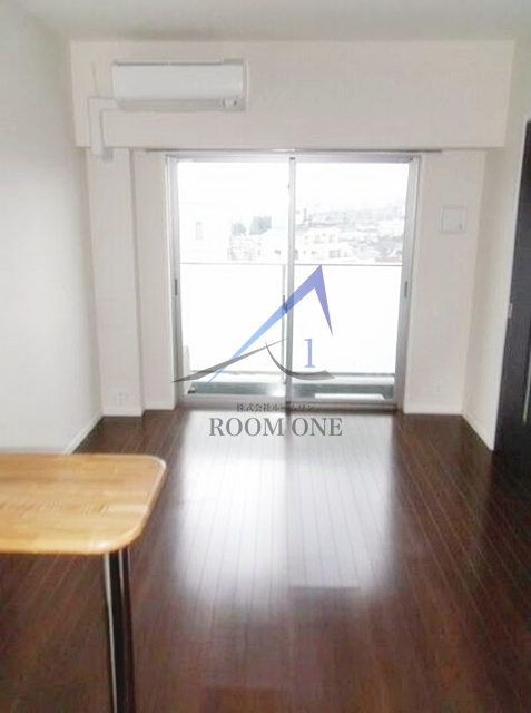 プレール・ドゥーク新宿中落合Ⅱの居間・リビング|洋室のお部屋です。