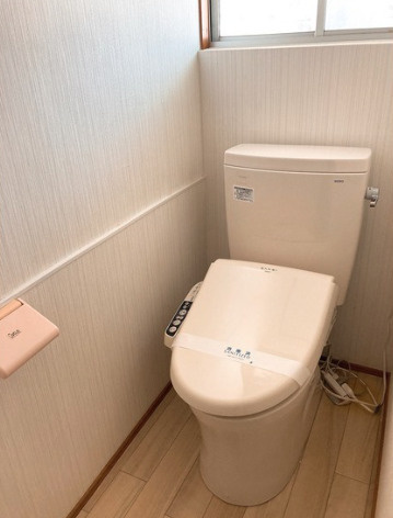 盛岡市上田堤　一棟アパートのトイレ