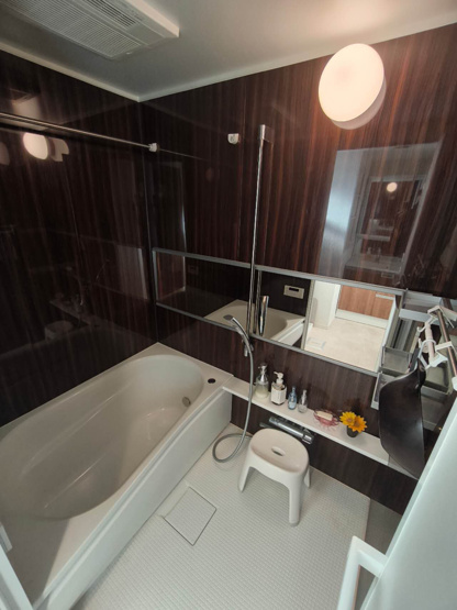 【浴室】 | ワイムティハイム | 浴室暖房換気乾燥機付きのシステムバス採用