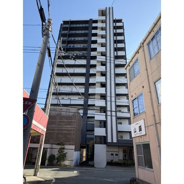 ヒルクレストELGRAND大江の外観